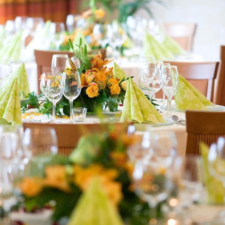 Hotel-Restaurant Birkenhof บาด โซเดน-ซาลมึนสเตอร์ ภายนอก รูปภาพ
