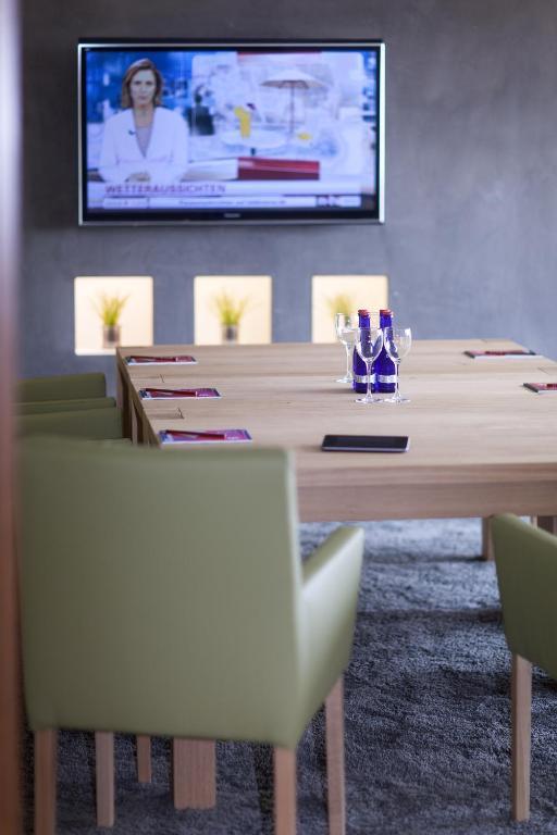 Hotel-Restaurant Birkenhof บาด โซเดน-ซาลมึนสเตอร์ ภายนอก รูปภาพ