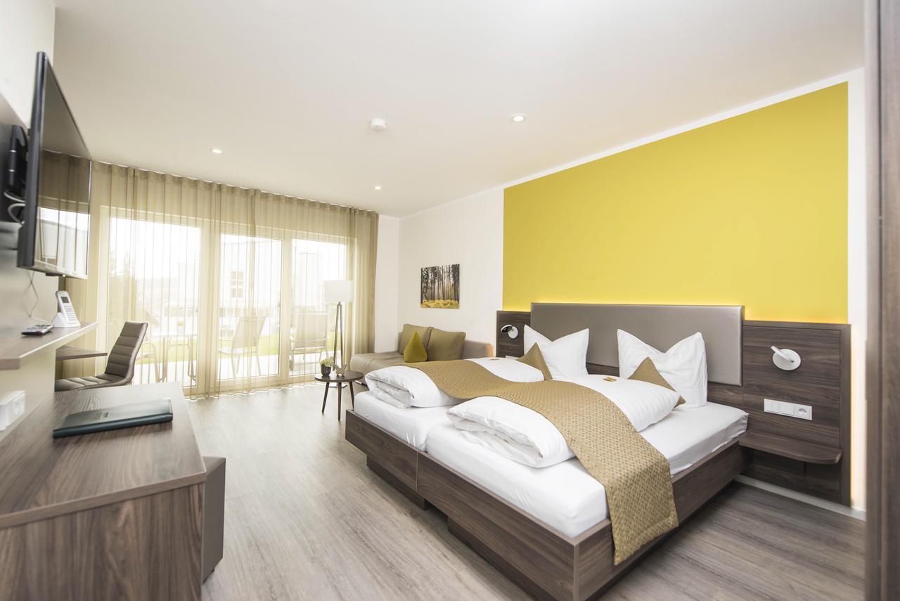 Hotel-Restaurant Birkenhof บาด โซเดน-ซาลมึนสเตอร์ ภายนอก รูปภาพ
