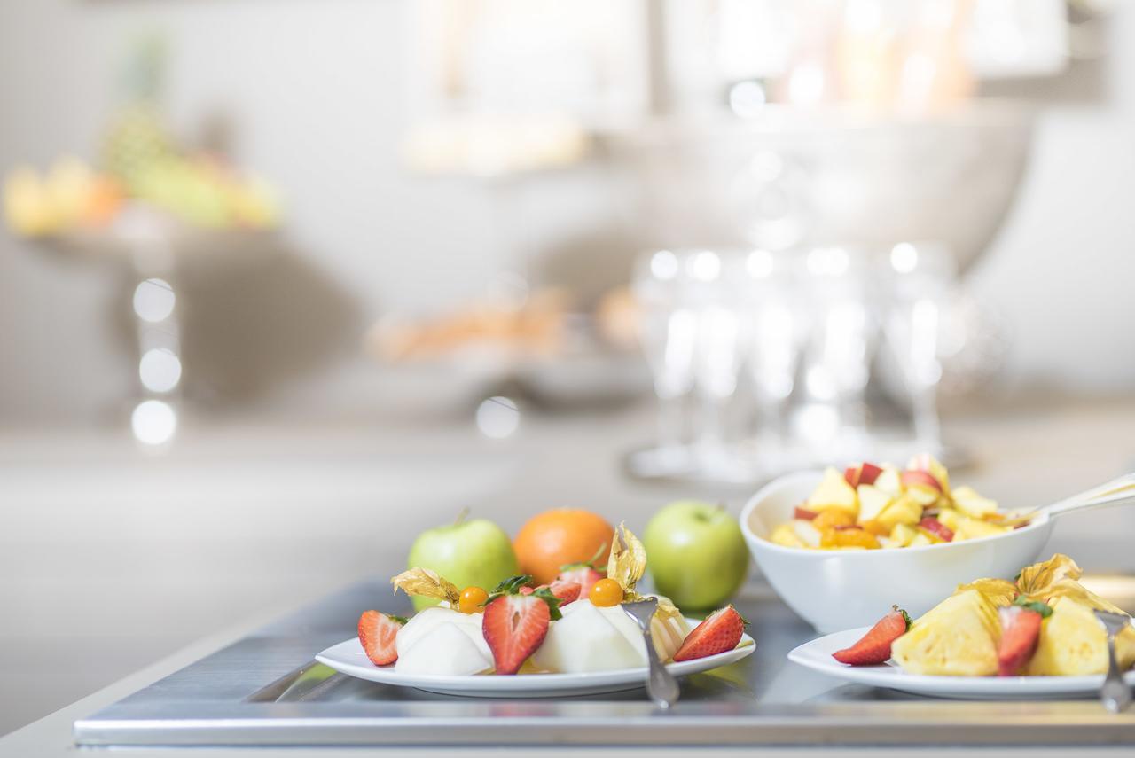 Hotel-Restaurant Birkenhof บาด โซเดน-ซาลมึนสเตอร์ ภายนอก รูปภาพ
