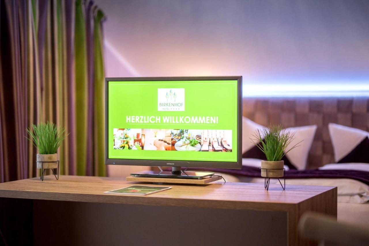 Hotel-Restaurant Birkenhof บาด โซเดน-ซาลมึนสเตอร์ ภายนอก รูปภาพ