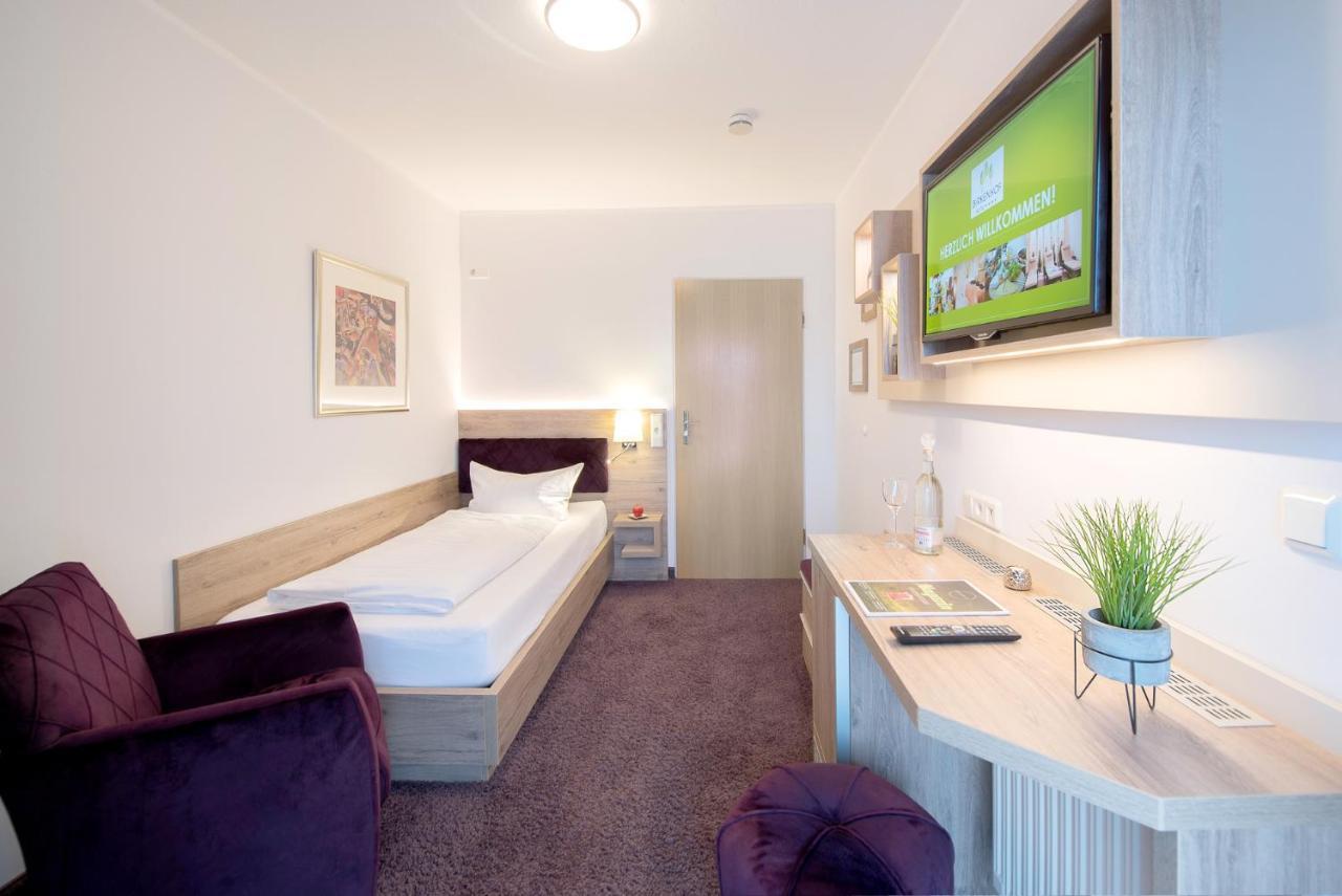 Hotel-Restaurant Birkenhof บาด โซเดน-ซาลมึนสเตอร์ ภายนอก รูปภาพ